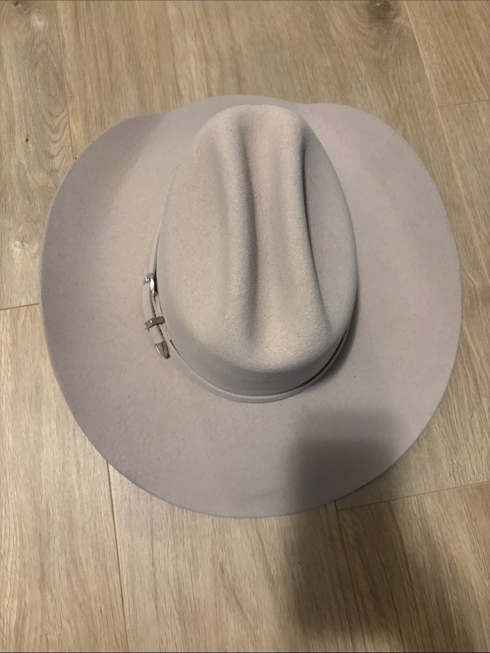 Justin Boots cowboy Hat with Satin Lining
Sz 7 3/8 like new